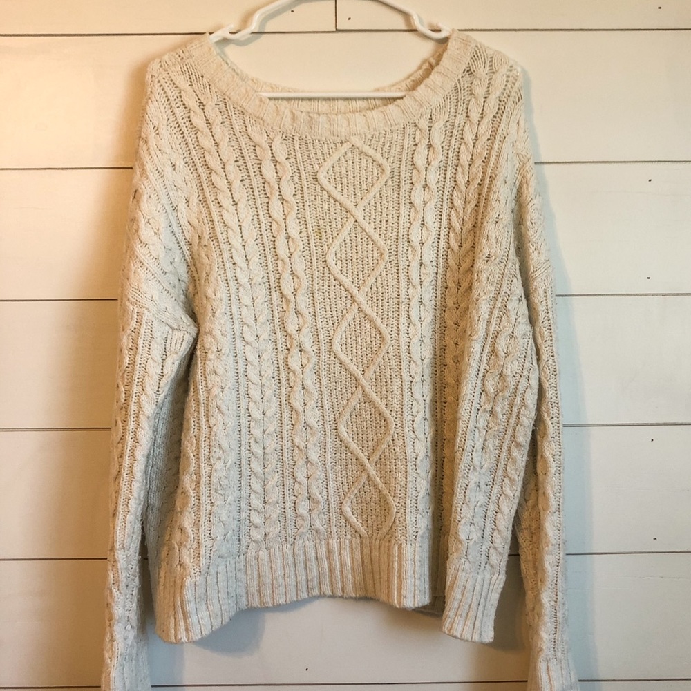 American Eagle Cream colored sweater
